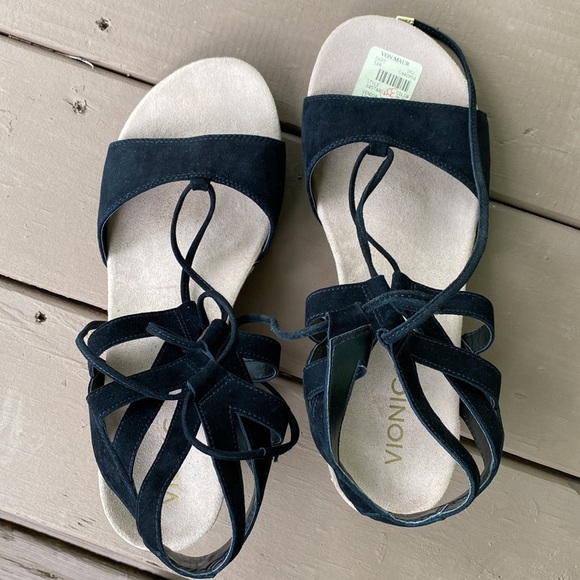 NWT Vionic Wedge Suede Sandals 11 - Picture 5 of 11